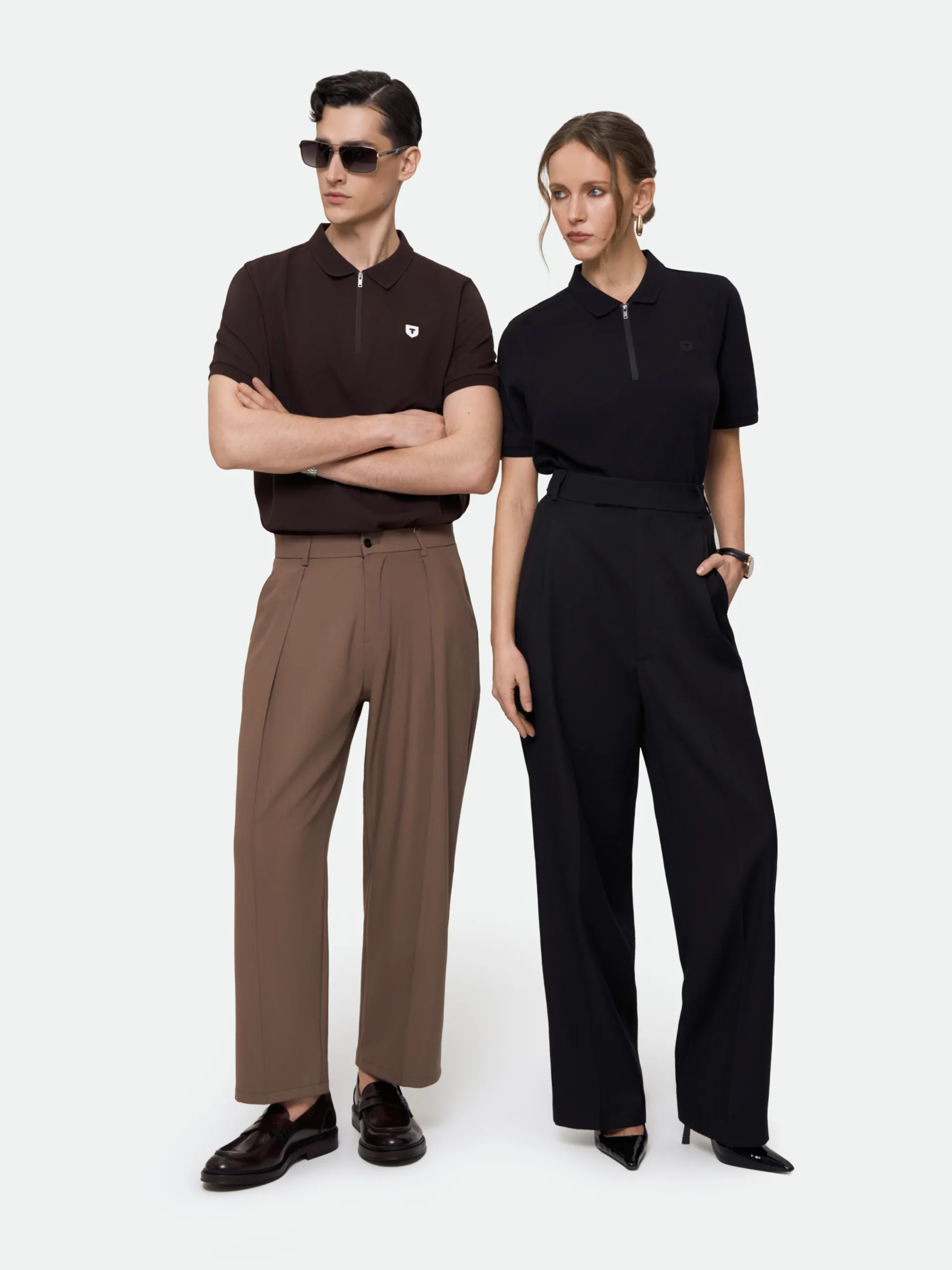 Черное поло на молнии